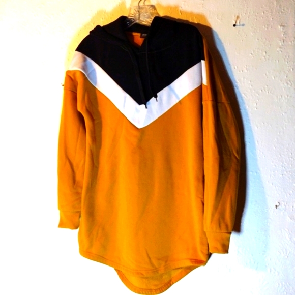 Roma Concepts, pullover, hi/lo hoodie - Picture 1 of 7